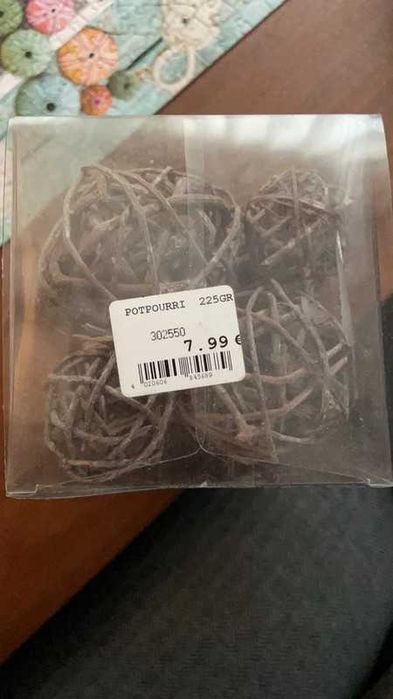 Decoração. Novo na embalagem original