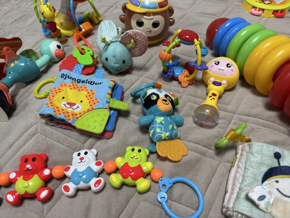Набір дитячих іграшок від 0 до 1 року