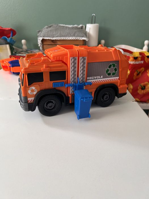Camião de Recolha de Lixo - com sons e luzes