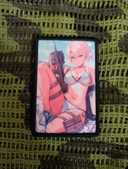 Zestaw naszywek z Military Girls