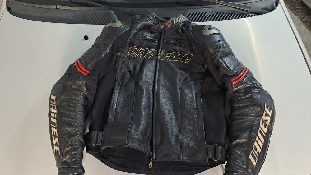 Casaco dainese bom estado