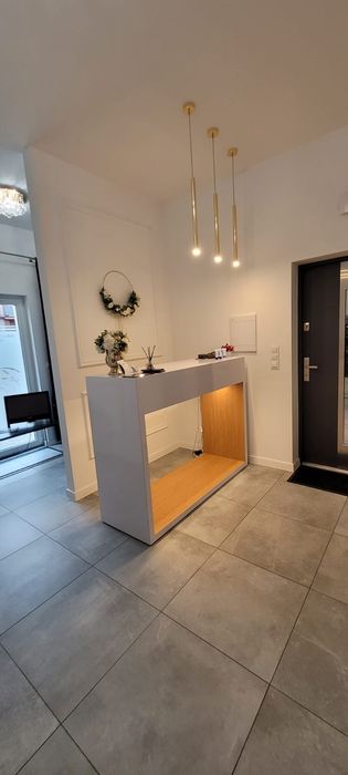 Do wynajęcia gabinet usługowy – 16 m² | Centrum Leszna