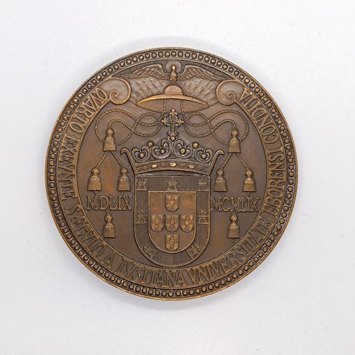 Medalha "Cardeal-Rei D. Henrique - Universidade de Évora".