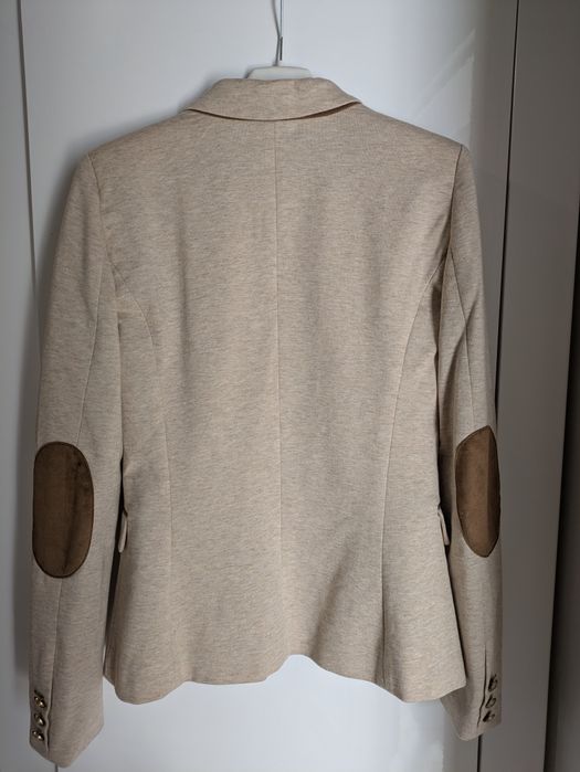 Marynarka (34/36) w bardzo dobrym stanie.