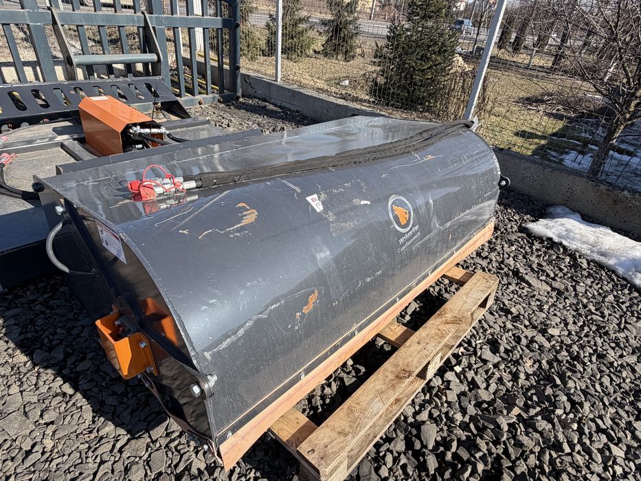 Нова бункерна щітка Wolverine для Bobcat, JCB, CAT, Case, Mustang