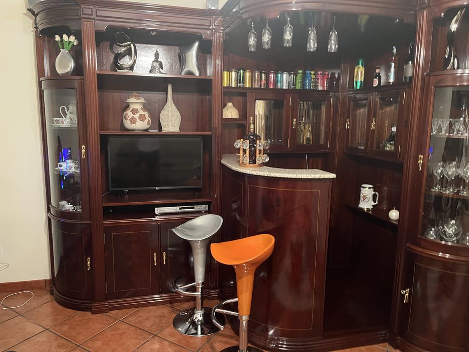 Bar de sala grande