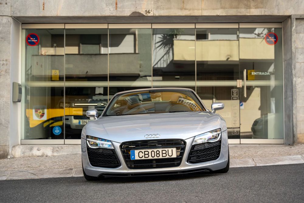 Audi R8 Spyder 4.2 FSi V8 quattro