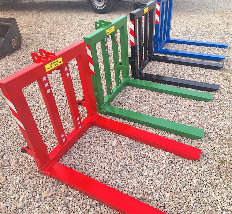 Paleciak na tylni tuz, widły do palet, widlak, paleciak