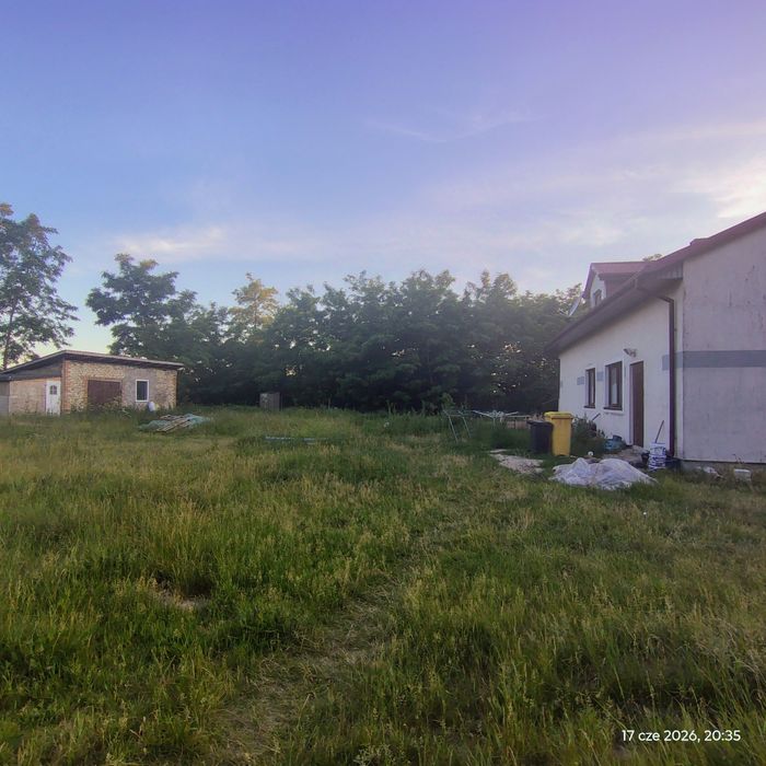 Dom piętrowy 160m2 z działką 1944m2