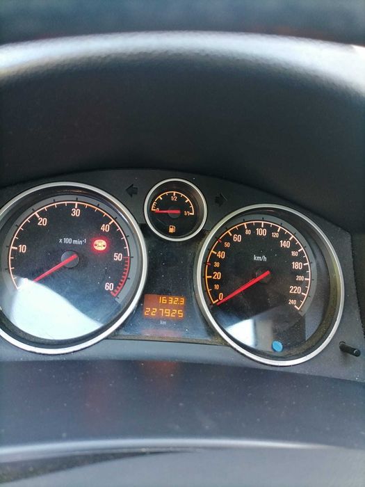 Opel Astra caravan 1.7Cdti