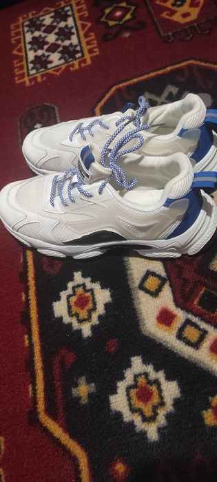 Кроссовки мужские Sinsay!!!