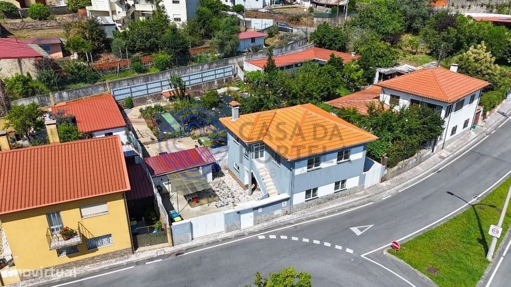 Moradia Isolada com dois pisos independentes