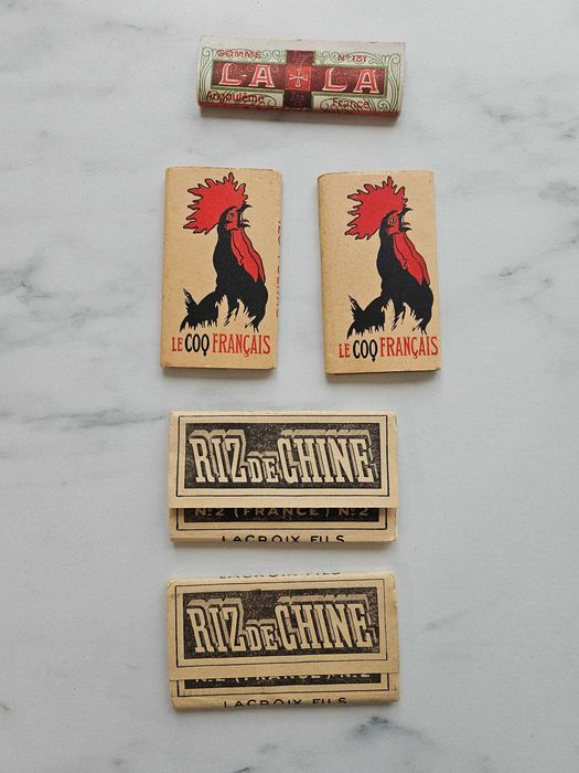 Lote 7 Livrinhos Mortalhas Vintage Francesas LA LA, Ritz de Chine e Le Coq Français