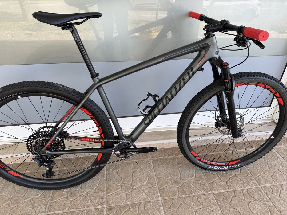 Bicicleta de BTT Specialized-rodas em carbono29