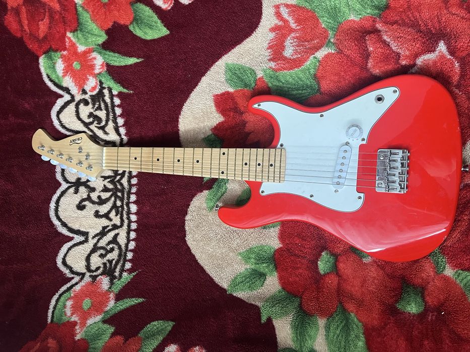 Дитяча електрогітара CB Sky (міні-стратокастер) червона