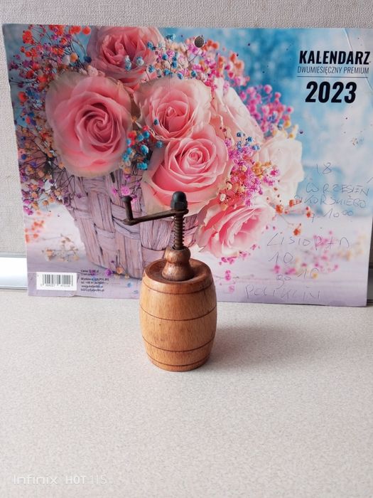 Młynek drewniany PRL