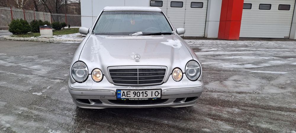 Mercedes Benz W 210.  v 4,3 Avantgard рестайлинг