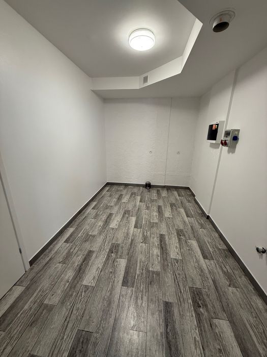 Pomieszczenie w Salonie Fryzjerskim na wynajem