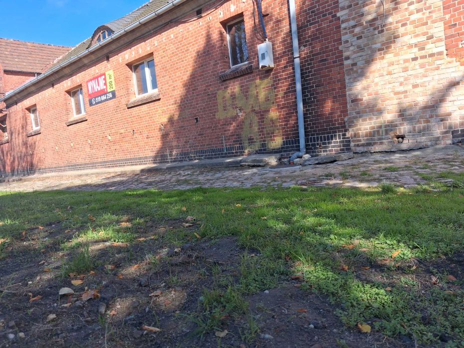 Wynajmę  Hale 200 m2 w Legnicy ul Chocianowska 6 A