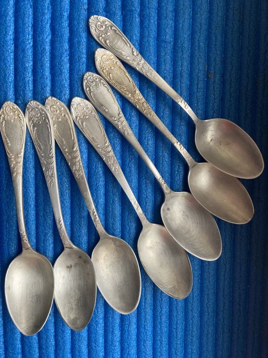 Продам мельхиоровые ложки