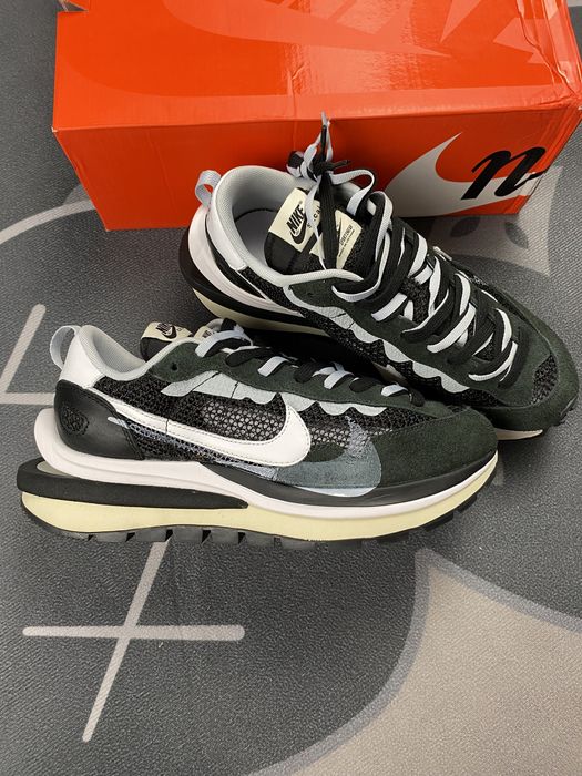 Nike Sacai Vaporwaffle Black White