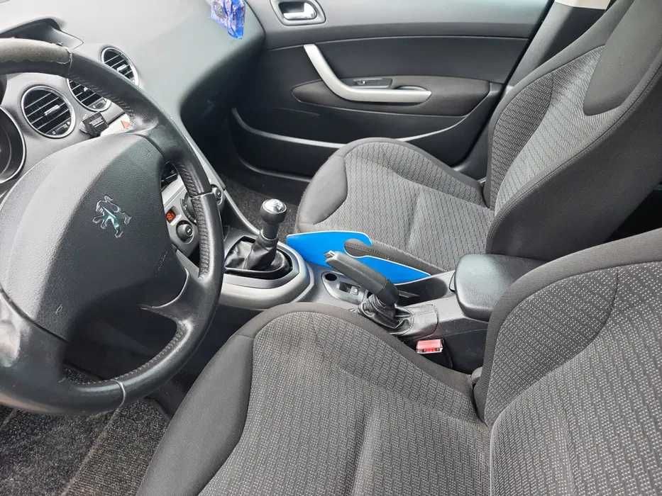 Ładny stan 1.6 benzyna ważne opłaty