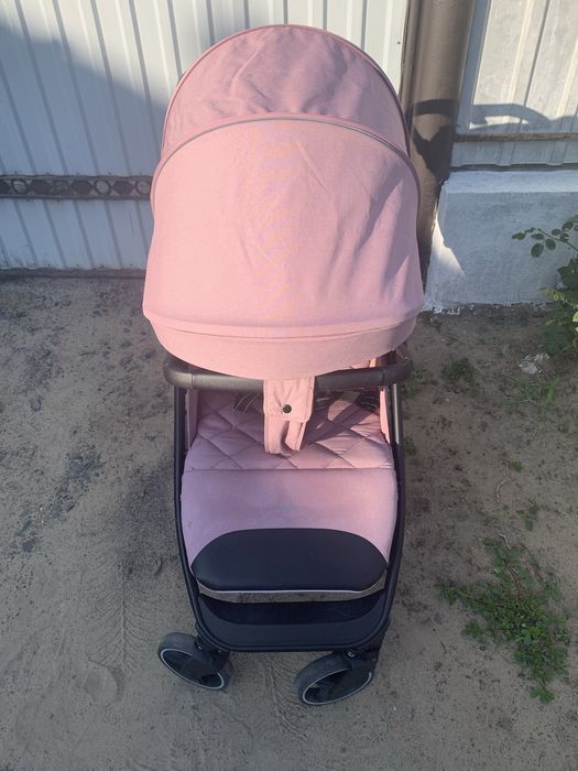 Прогулянковий візок Carrello bravo