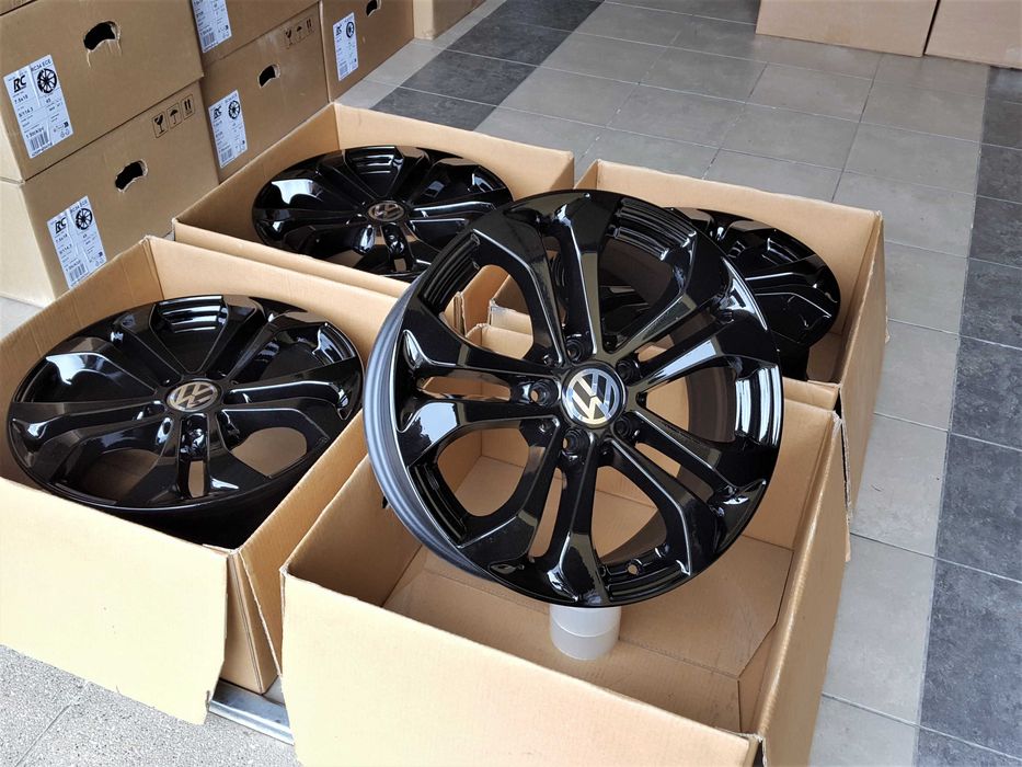 Alufelgi 17 5x112 VW Passat Touran Jetta Caddy T-Roc Arteon Golf Czarne ! 895#