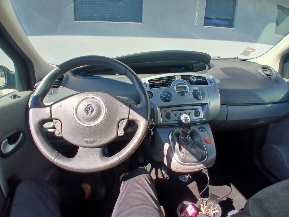 Renault megane scenic 1.5dci — photo 5