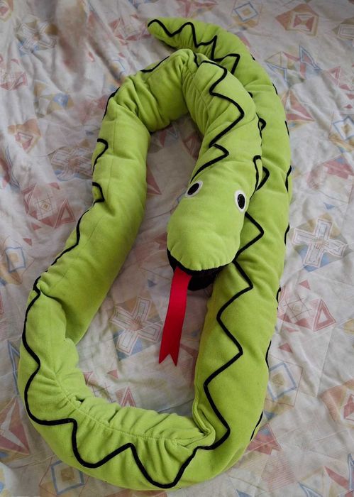 Велика змія ІКЕА