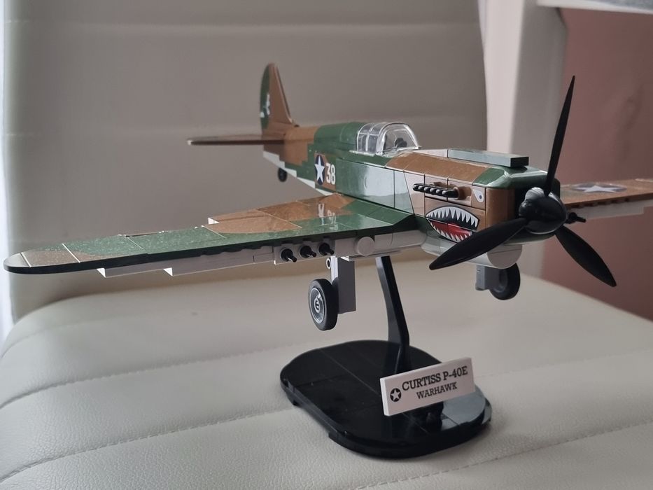 Samolot Cobi Curtiss P-40E Warhawk  5706