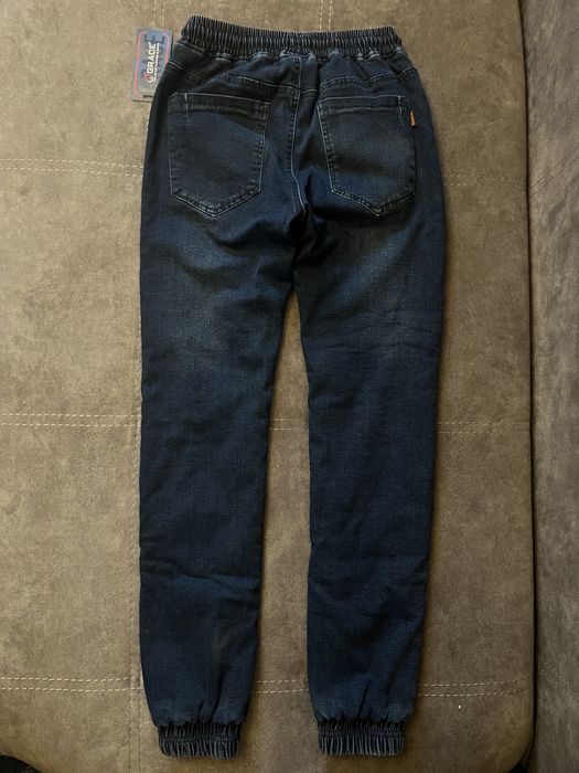 Теплі  зимові джинси  на  флісі утеплені 152-158 р.