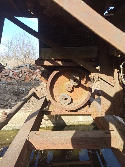 Двигун під відновлення