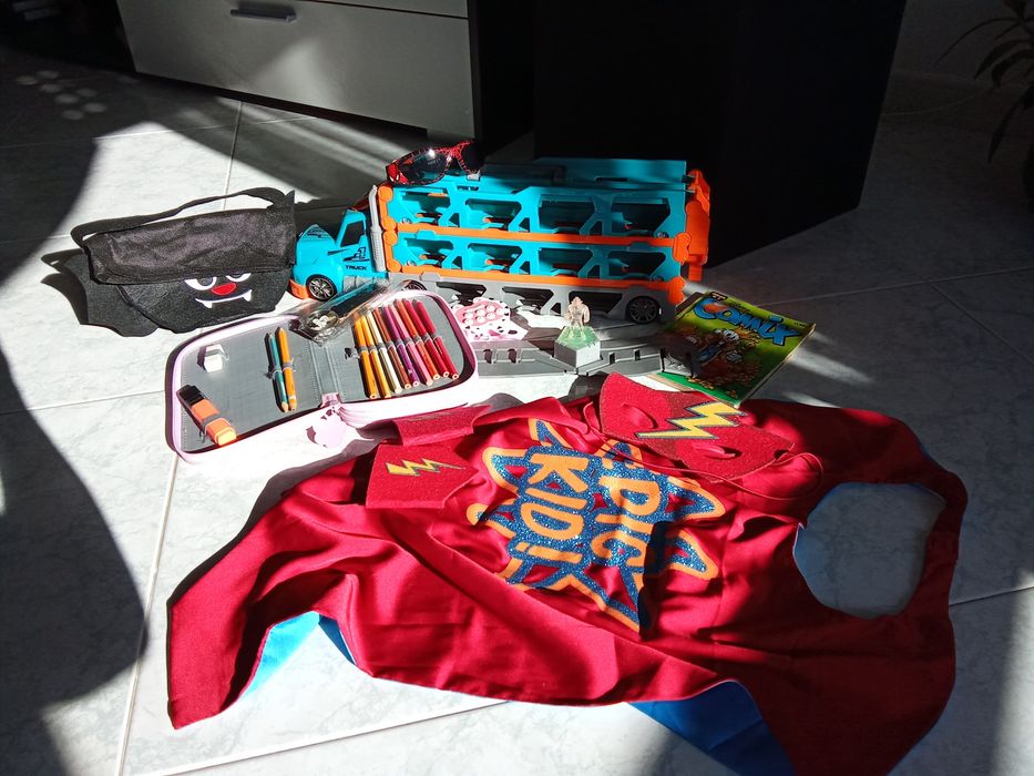 Brinquedos variados