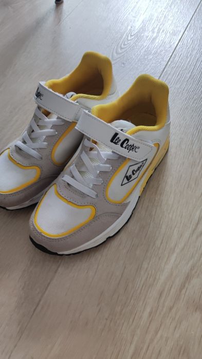 Buty Lee Cooper  super stan