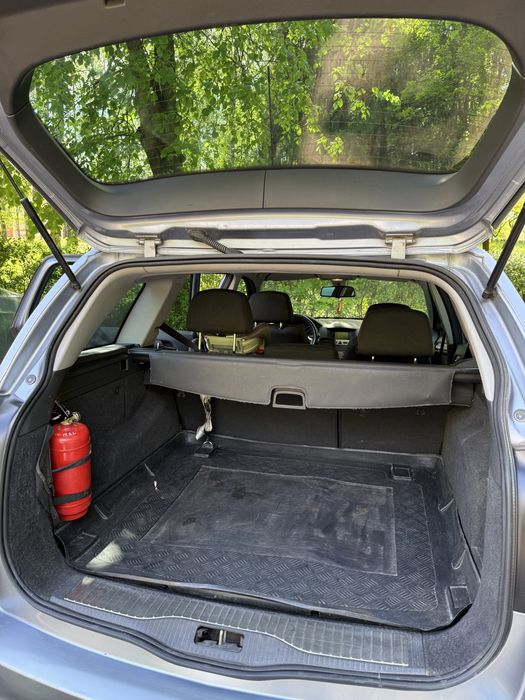 Opel astra H універсал, бензин/газ 1.6