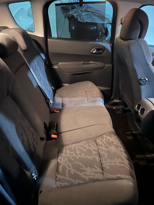 Peugeot 3008 1.6 Hdi (Allure) - Poucos Kms