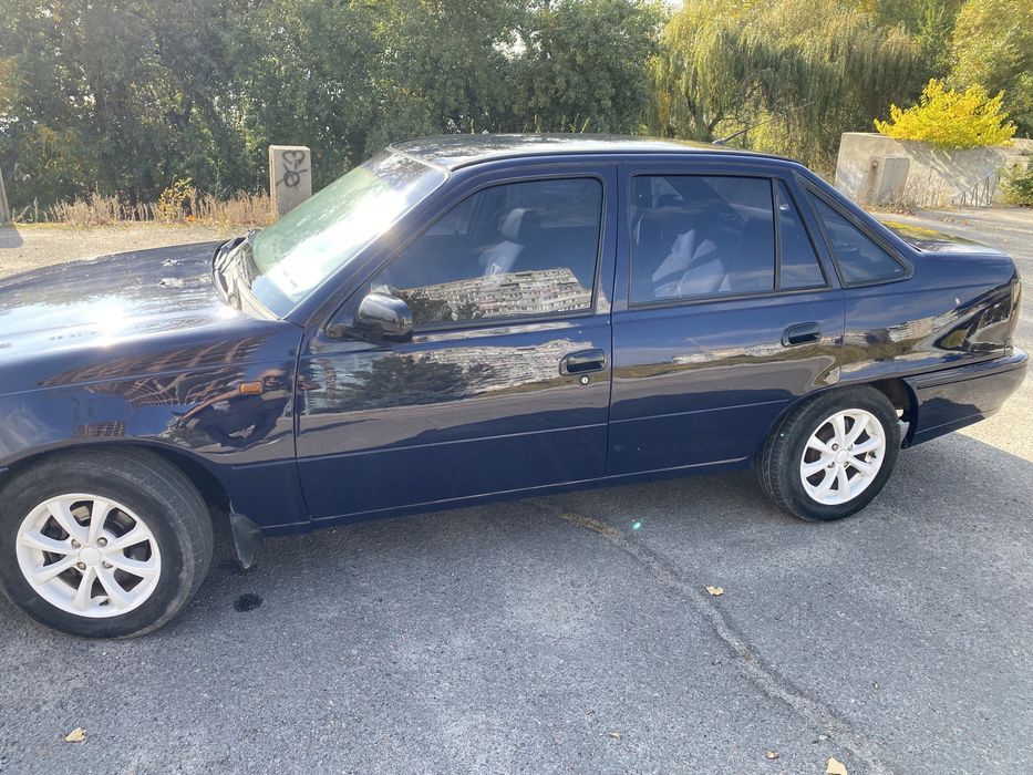 Daewoo nexia 1,5 2007 год