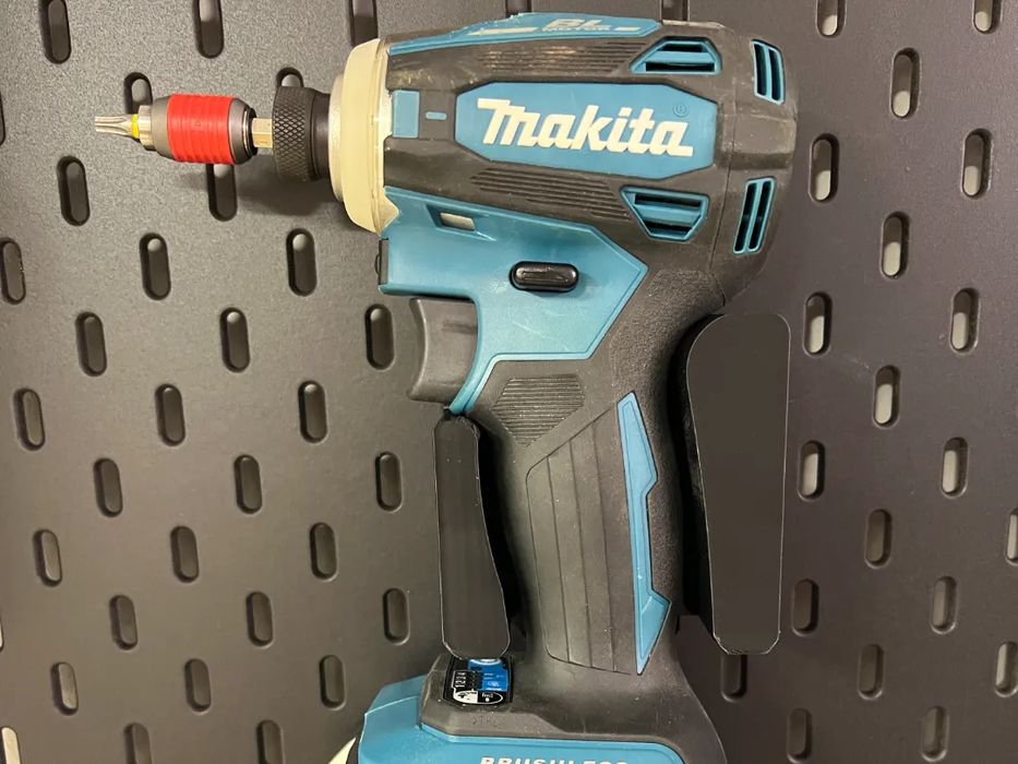 Suporte Ikea Skadis para Parafusadeiras Makita