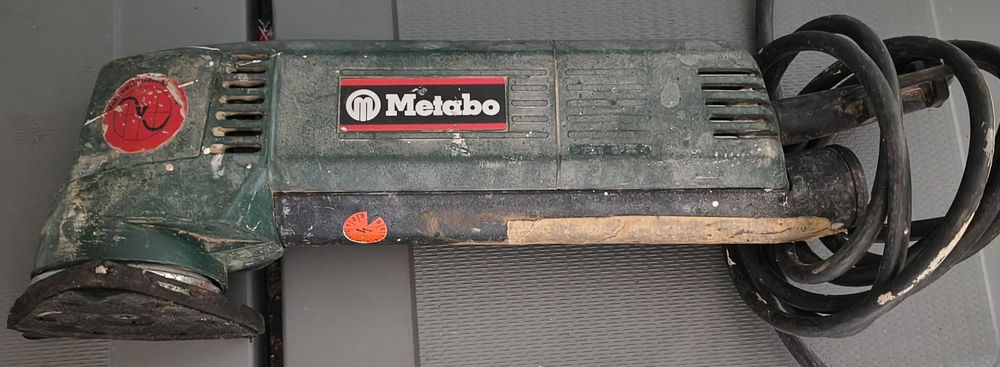 SZLIFIERKA OSCYLACYJNA METABO DS E 130
