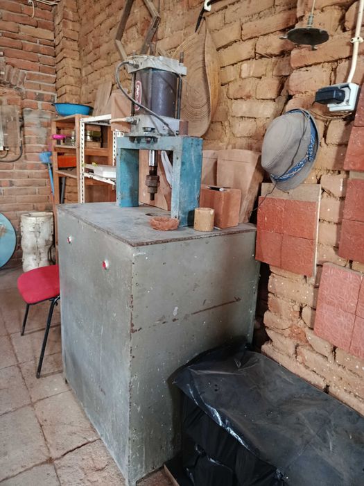 Prensa Hidráulica para azulejos