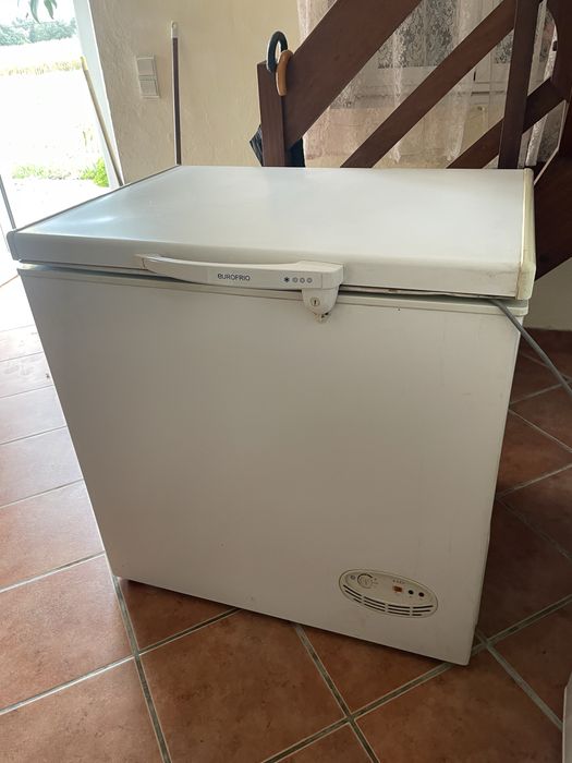 Arca congeladora horizontal 210 litros - marca Eurofrigo