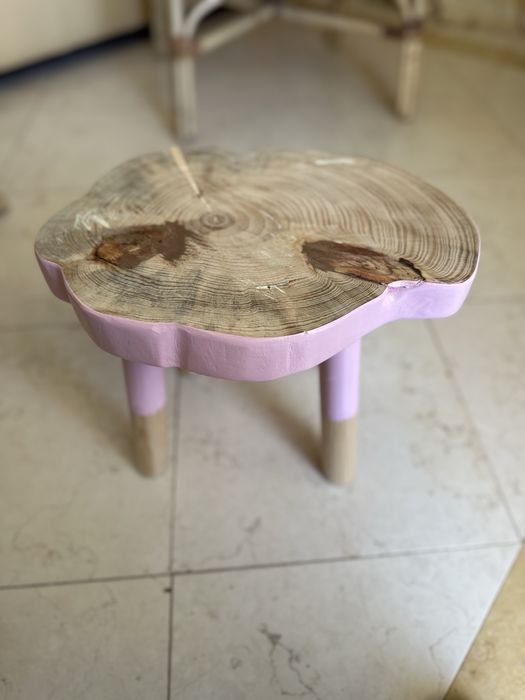 Banco / mesa de cabeceira - quarto criança