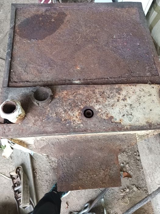 Продам твердопалевний котел