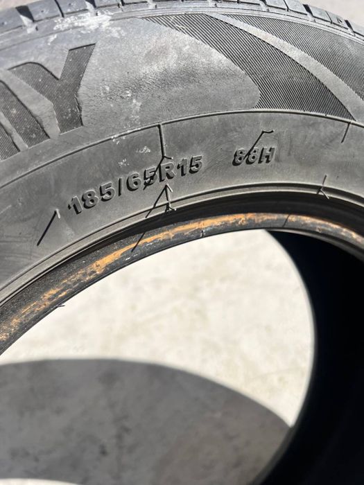 185/65/15 2 pneus