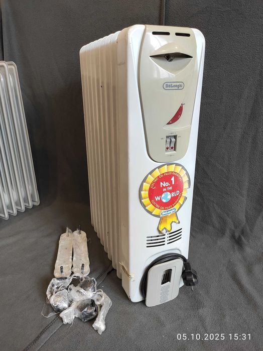 Масляний обігрівач DeLonghi 2 кВт / Якісний, італійський, 2000 Вт.