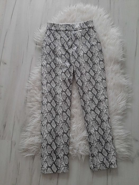 MONKI spodnie wysoki stan proste nogawki XXS 32