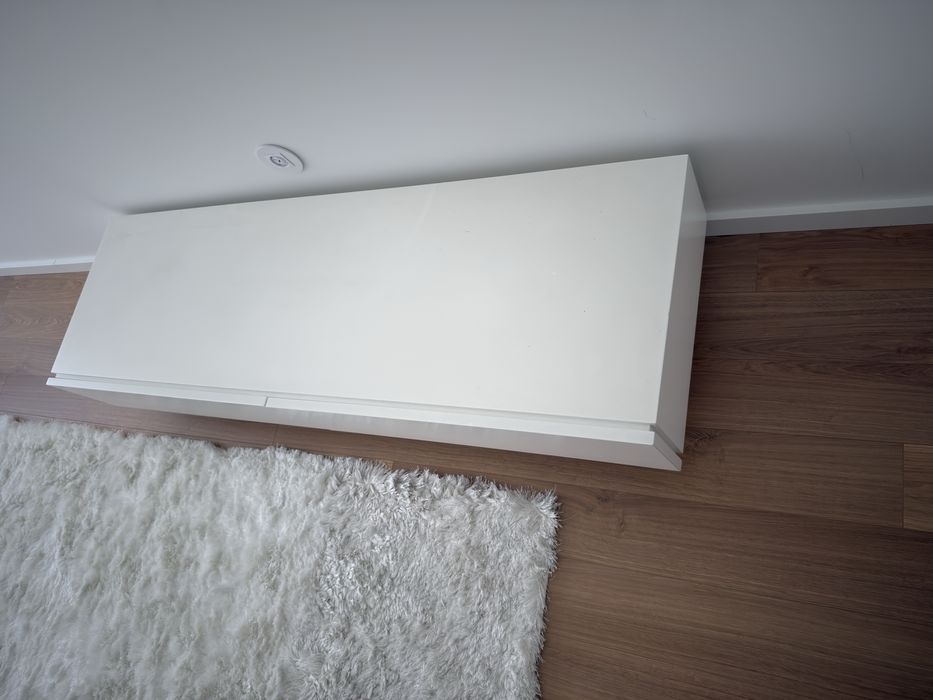 Movel TV Maciço - Lacado