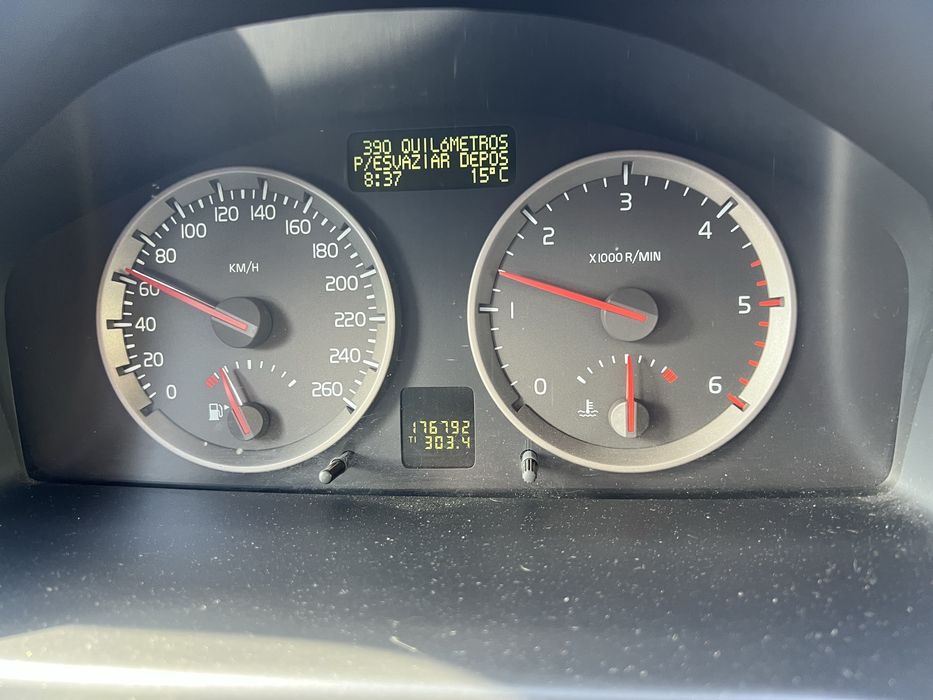 Volvo S40 2.0D - 2004 - 176mil Km - Diesel