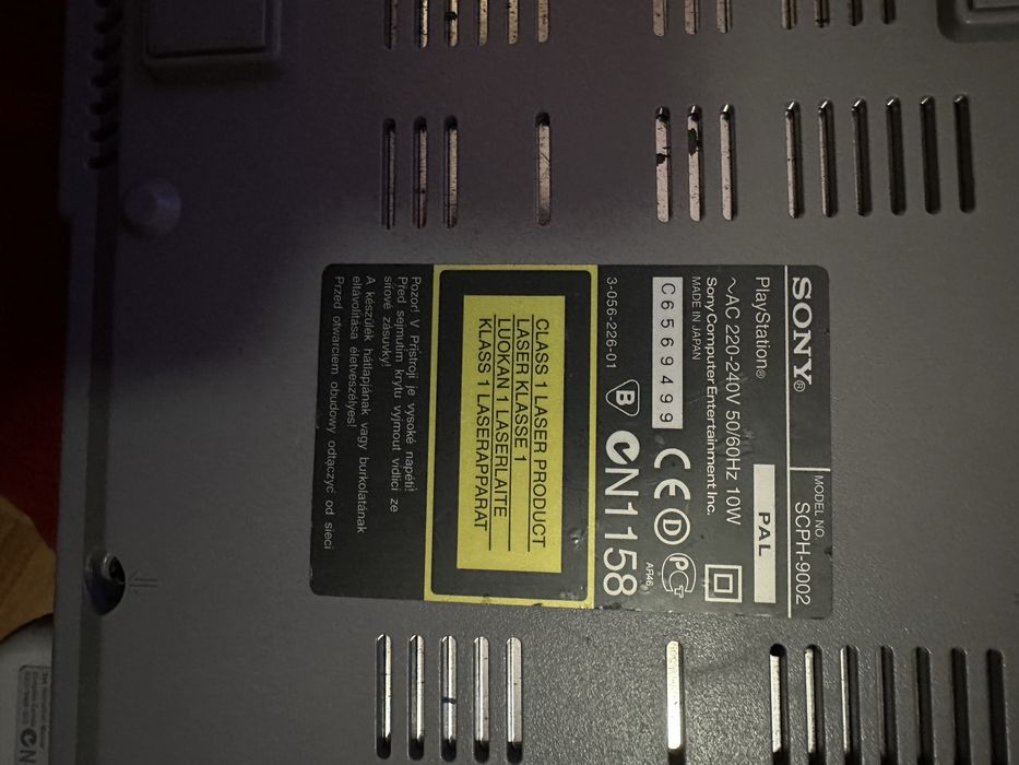 Playstation 1 com comando